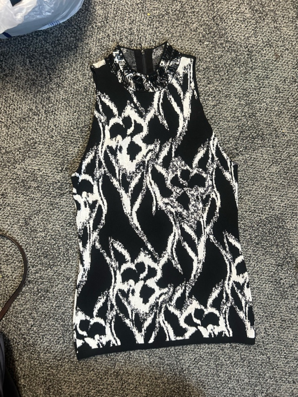 White house black market  Black & White Sleeveless Mock Neck Knit Top